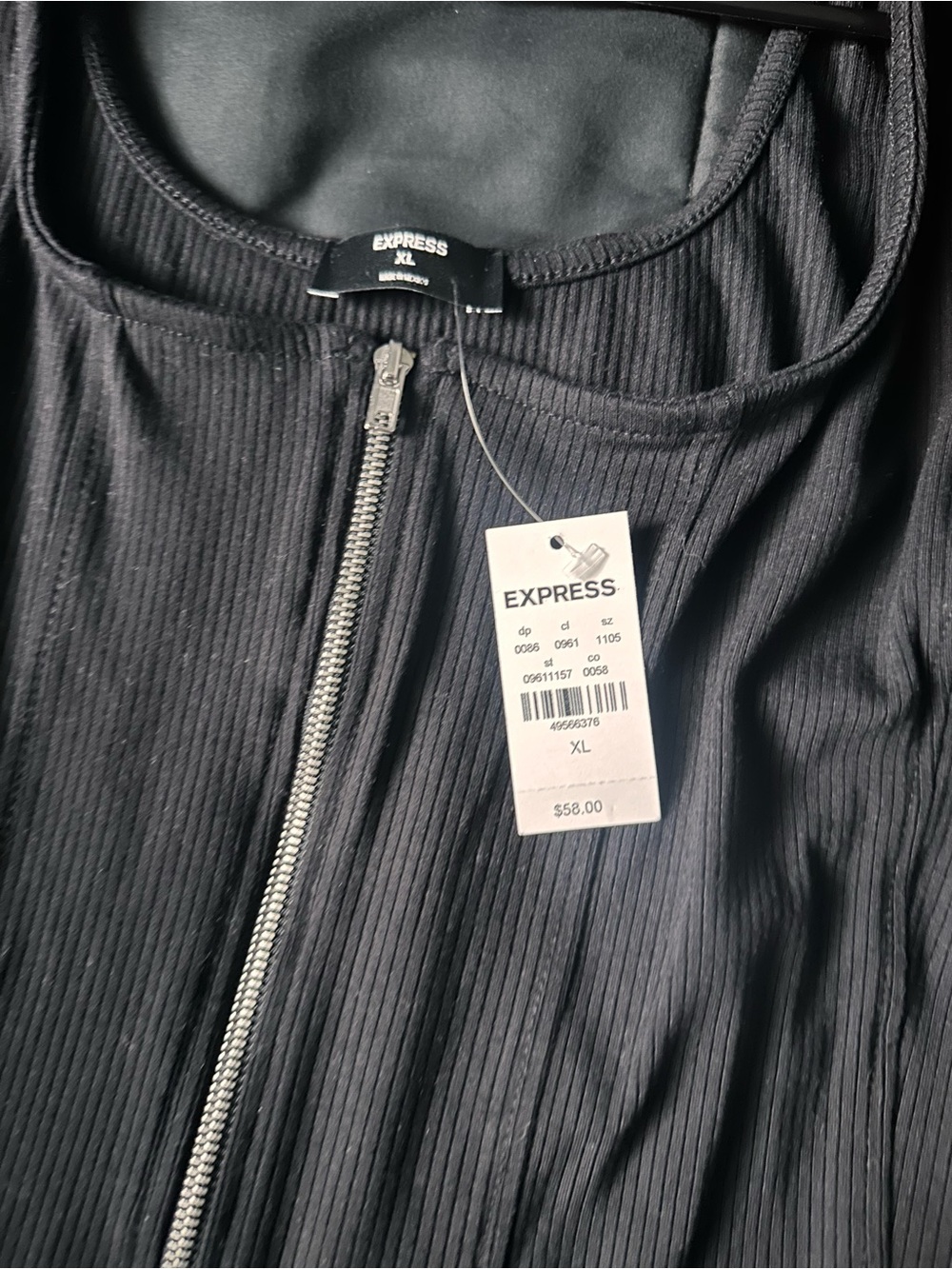Express Black Ribbed Zip-Front Tank Top - Picture 2 of 3